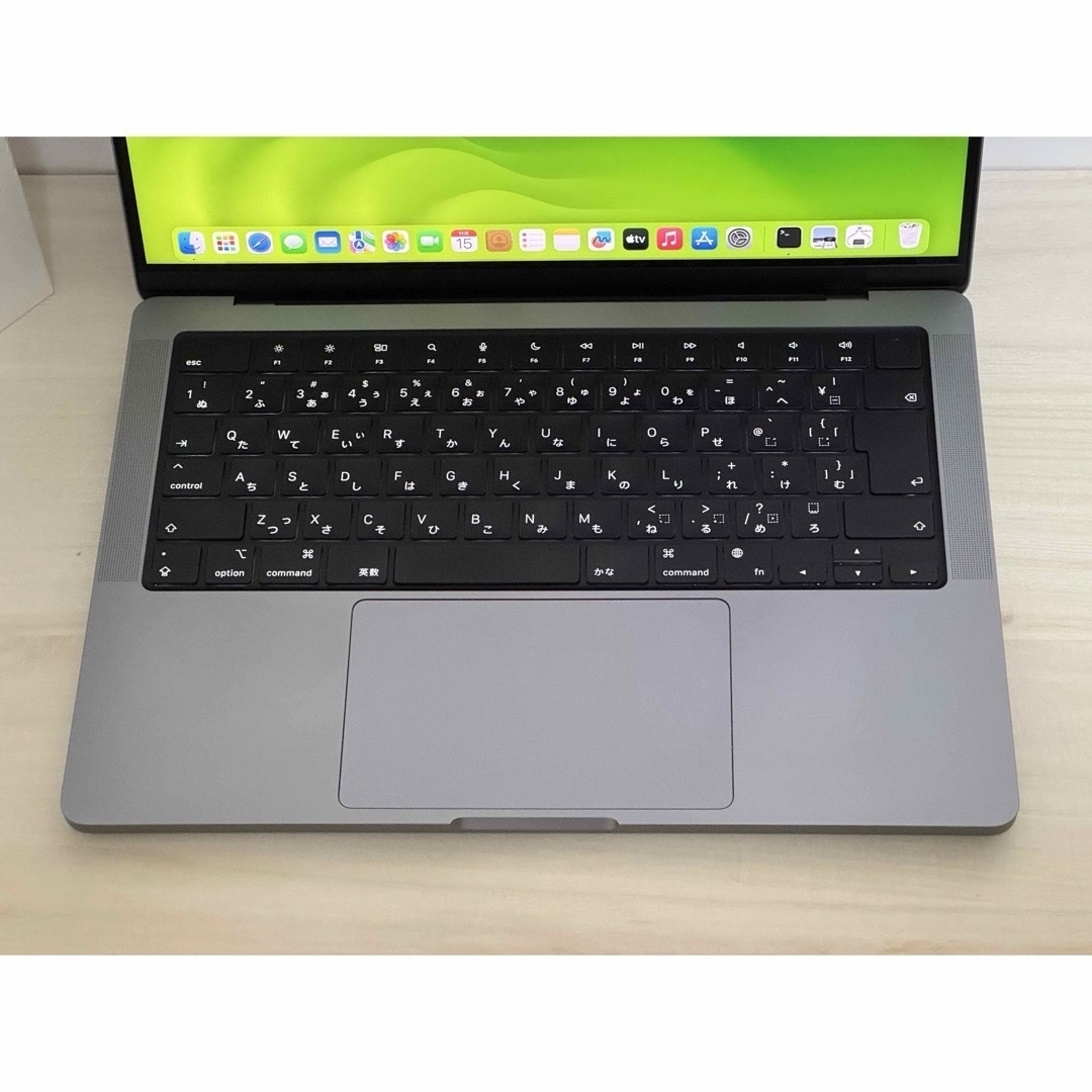 美品　Macbook Pro M2 14インチ 2023 スペースグレイ