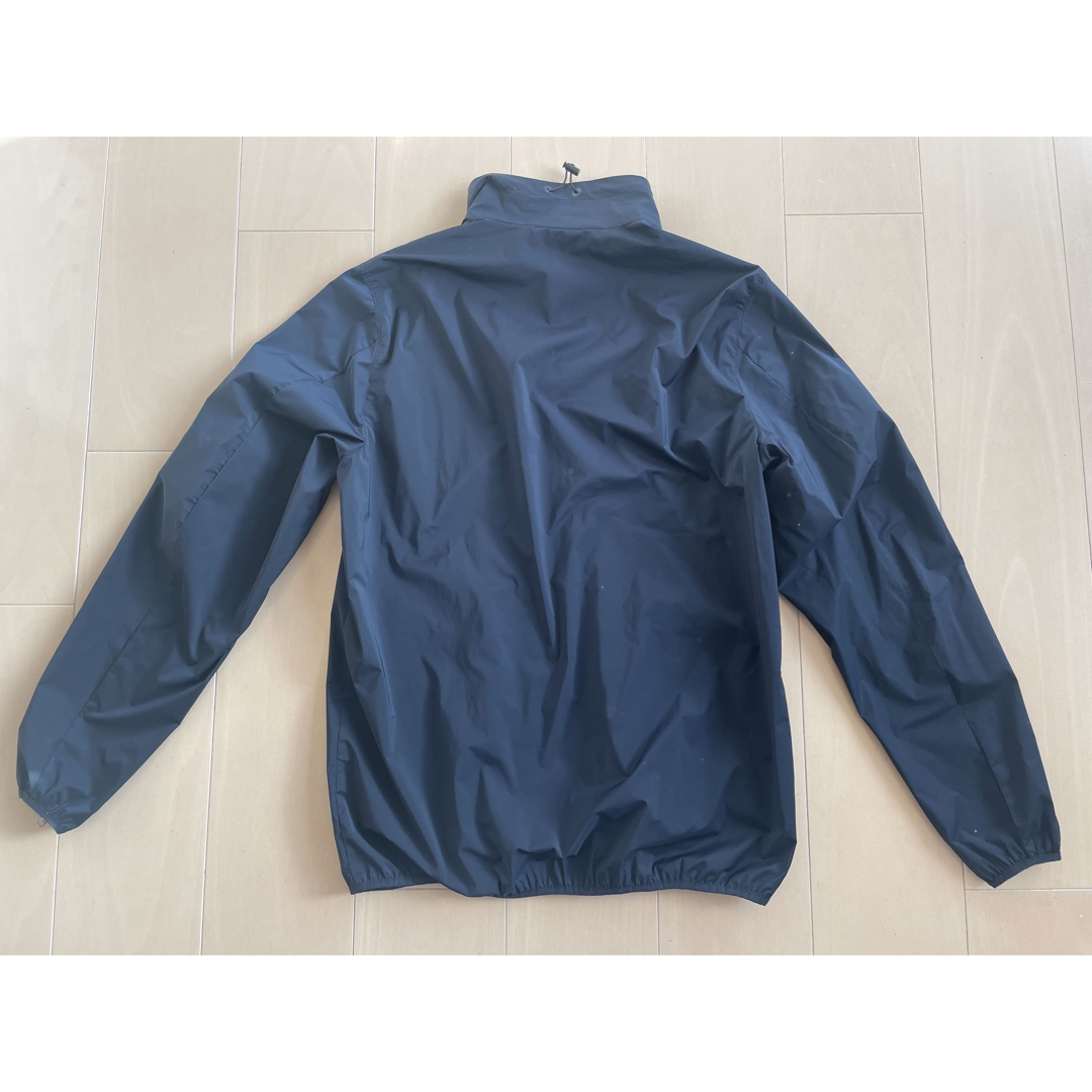 ZARA(ザラ)のZaraメンズ　ウインドブレーカー紺　S メンズのジャケット/アウター(ナイロンジャケット)の商品写真