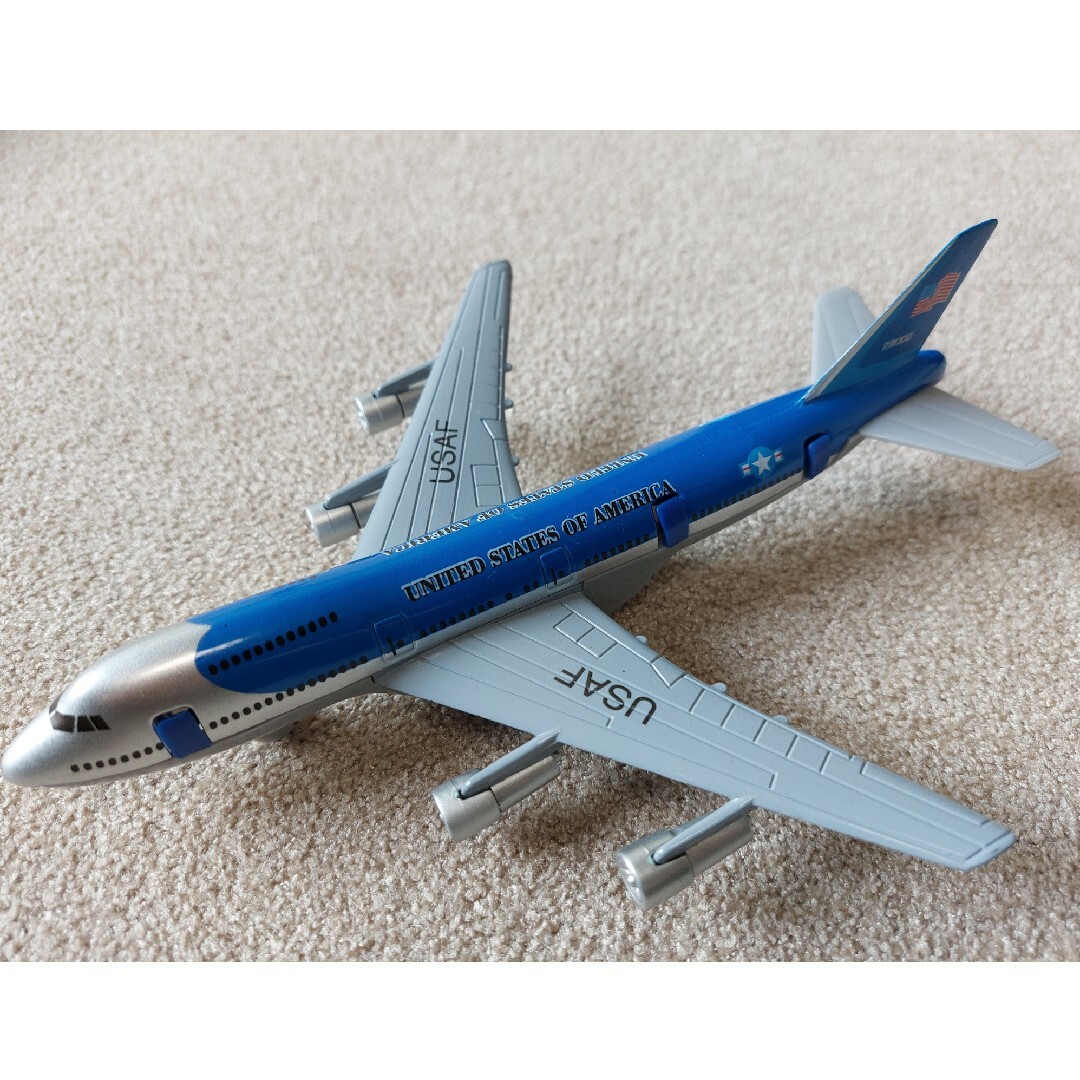 飛行機のおもちゃ エンタメ/ホビーのおもちゃ/ぬいぐるみ(ミニカー)の商品写真