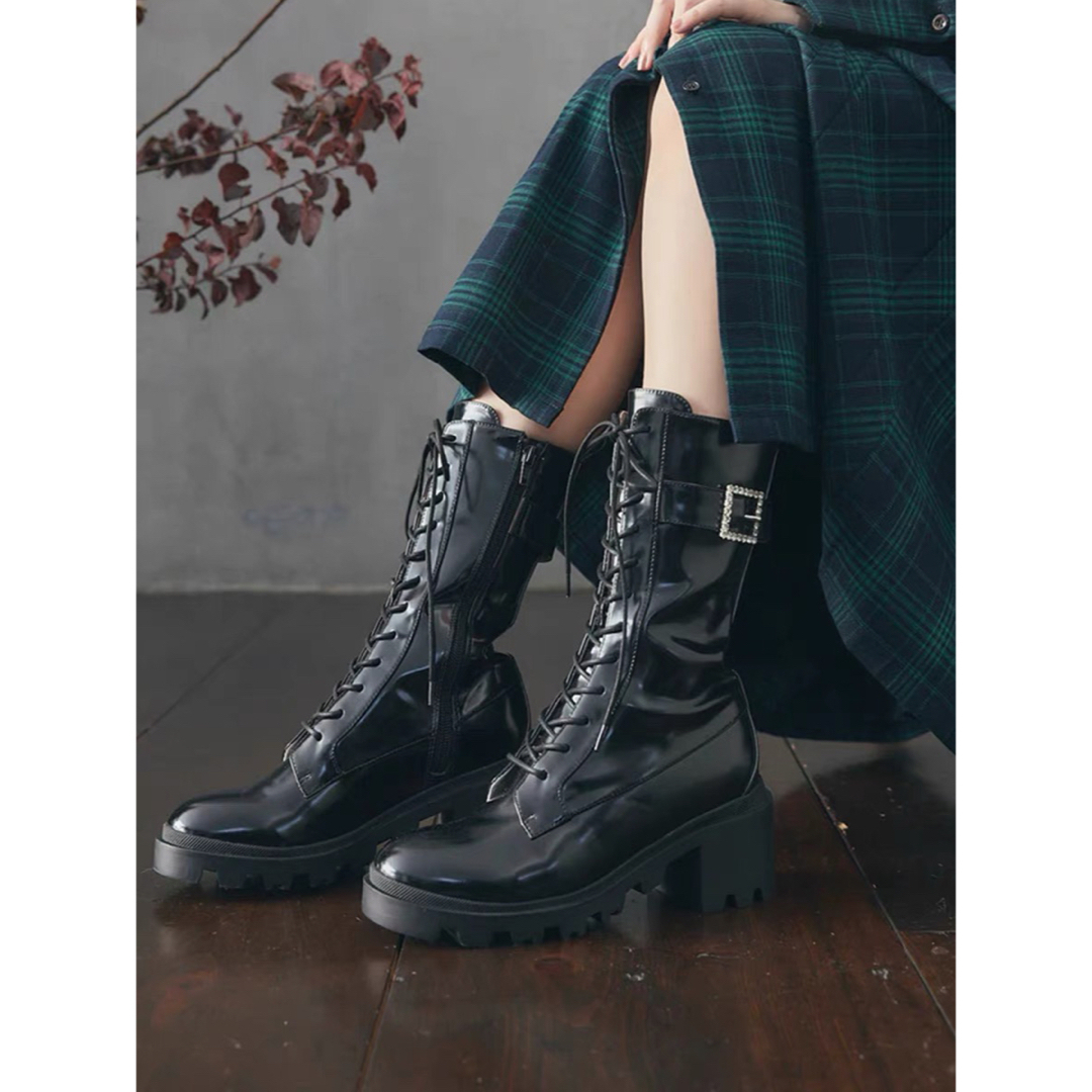 超人気高品質 herlipto新品Crystal Buckle Lace-Up Boots | www