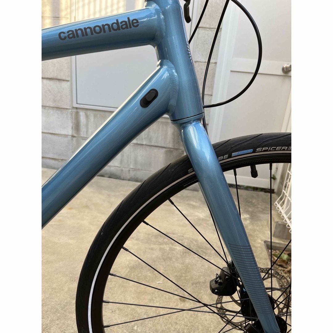 Cannondale(キャノンデール)の【あっすー様用】Cannondale Quick 4 Mサイズ 2022年モデル スポーツ/アウトドアの自転車(自転車本体)の商品写真