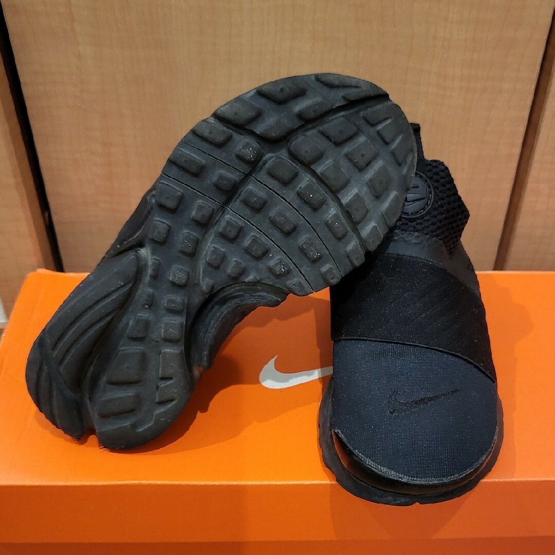 NIKE(ナイキ)のNIKE　プレストエクストリーム　１７cm キッズ/ベビー/マタニティのキッズ靴/シューズ(15cm~)(スニーカー)の商品写真