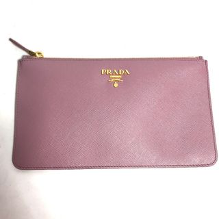 プラダ(PRADA)のプラダ PRADA ロゴ メイクポーチ 化粧 フラットポーチ ポーチ サフィアーノレザ－ ピンク系(ポーチ)