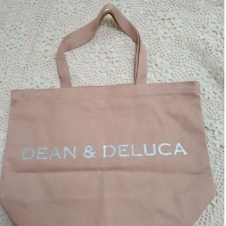 ディーンアンドデルーカ(DEAN & DELUCA)のSALE♡DEAN & DELUCAチャリティトートバッグ2023 コーラル L(トートバッグ)