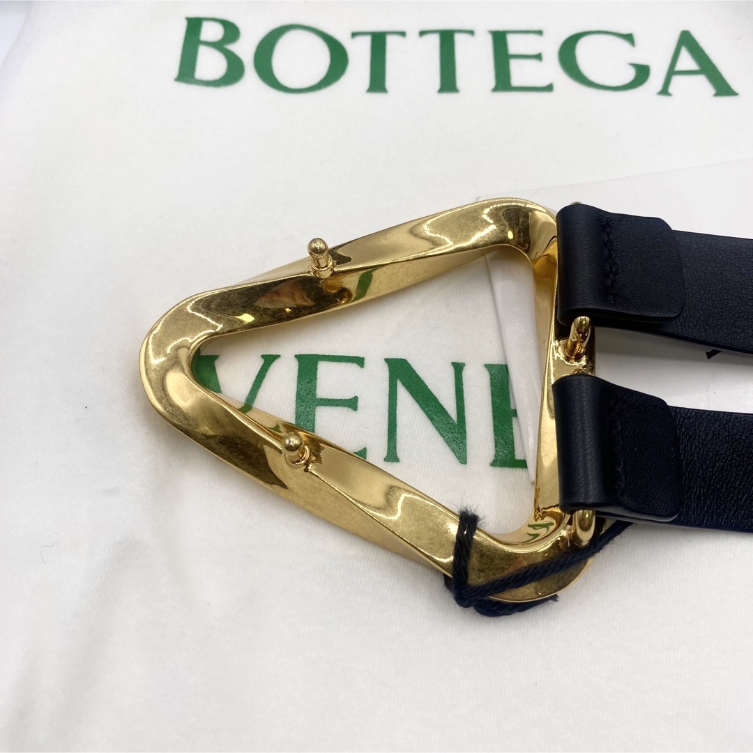 Bottega Veneta(ボッテガヴェネタ)の新品未使用！送料込み★BOTTEGA VENETA★グラスプベルト レディースのファッション小物(ベルト)の商品写真