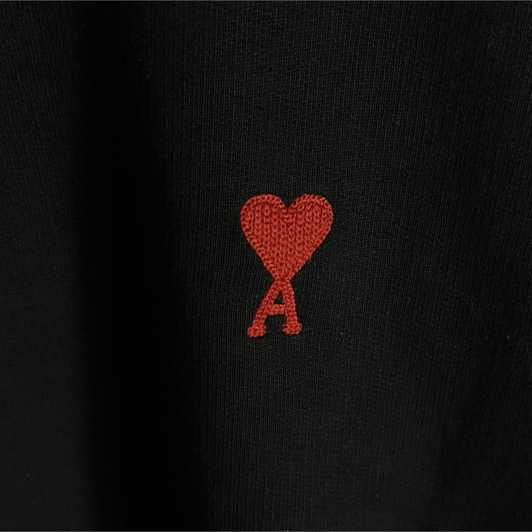 【即完売品】アミアレクサンドルマテュッシ ワンポイント刺繍ロゴ ブラック