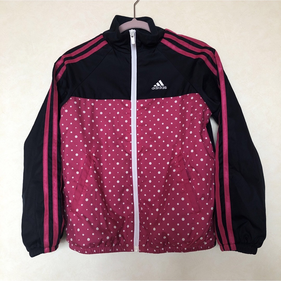 adidas(アディダス)のアディダス　キッズ　ガールズ130トラックジャケット　ネイビー キッズ/ベビー/マタニティのキッズ服女の子用(90cm~)(ジャケット/上着)の商品写真