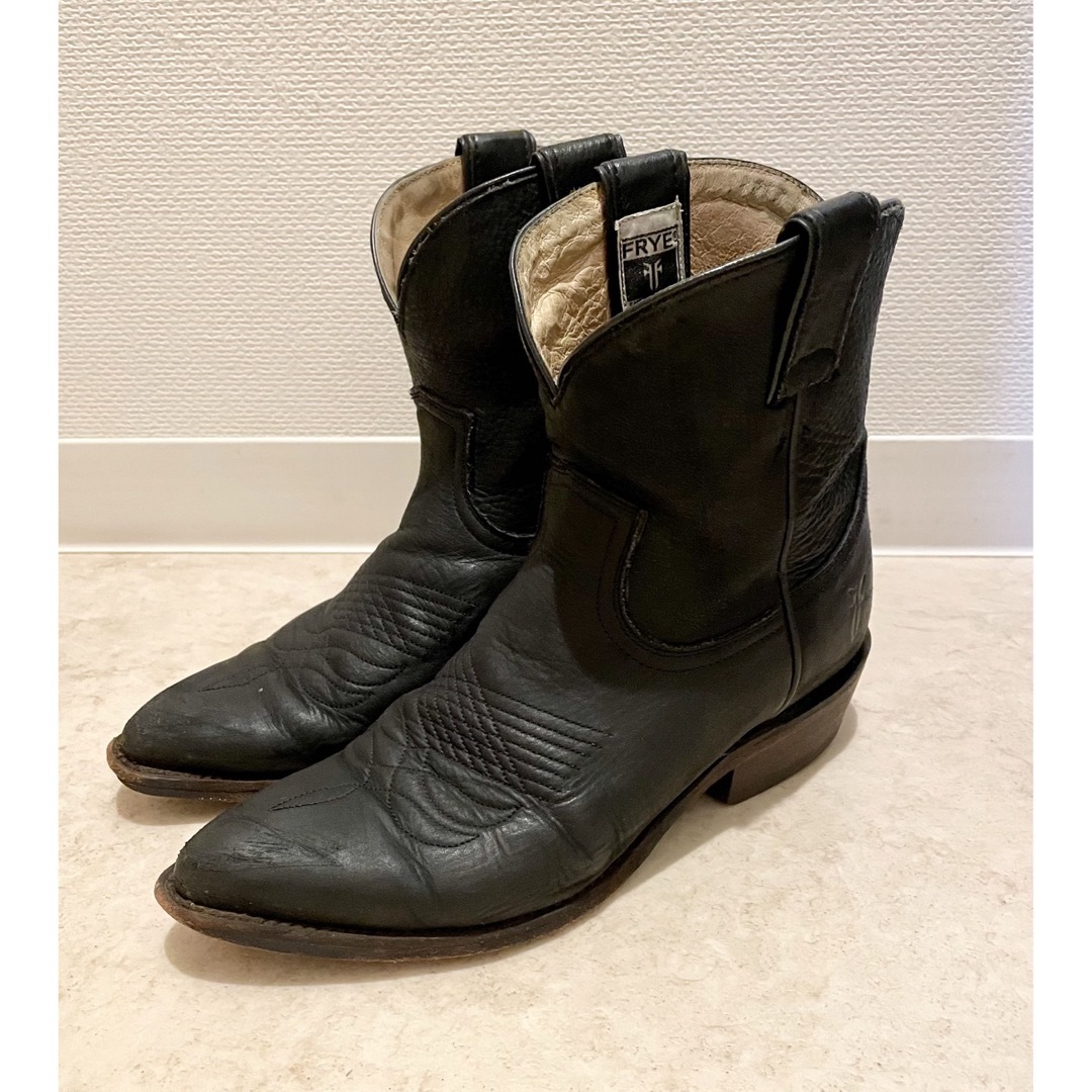 FRYE(フライ)のウエスタンブーツ　ショートブーツ　ブラック　FRYE メキシコ製 レディースの靴/シューズ(ブーツ)の商品写真