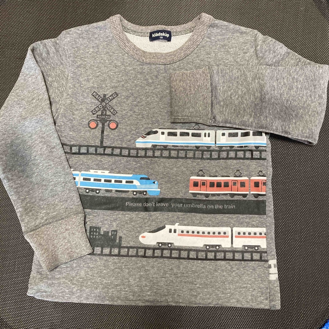 kladskap(クレードスコープ)のkladskap  電車柄トレーナー　120 キッズ/ベビー/マタニティのキッズ服男の子用(90cm~)(Tシャツ/カットソー)の商品写真