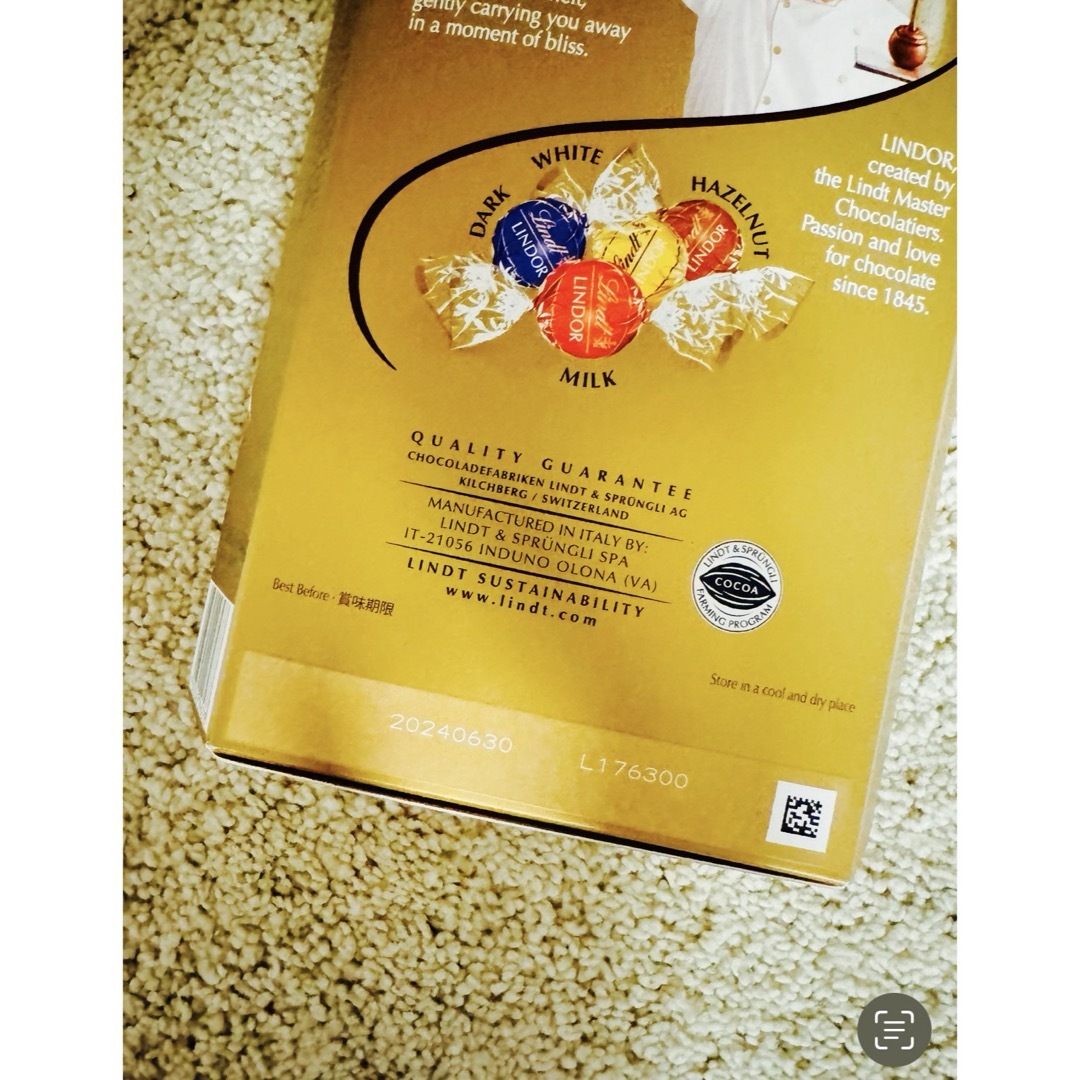 Lindt(リンツ)のコストコ＊リンツリンドール＊9種27個 食品/飲料/酒の食品(菓子/デザート)の商品写真