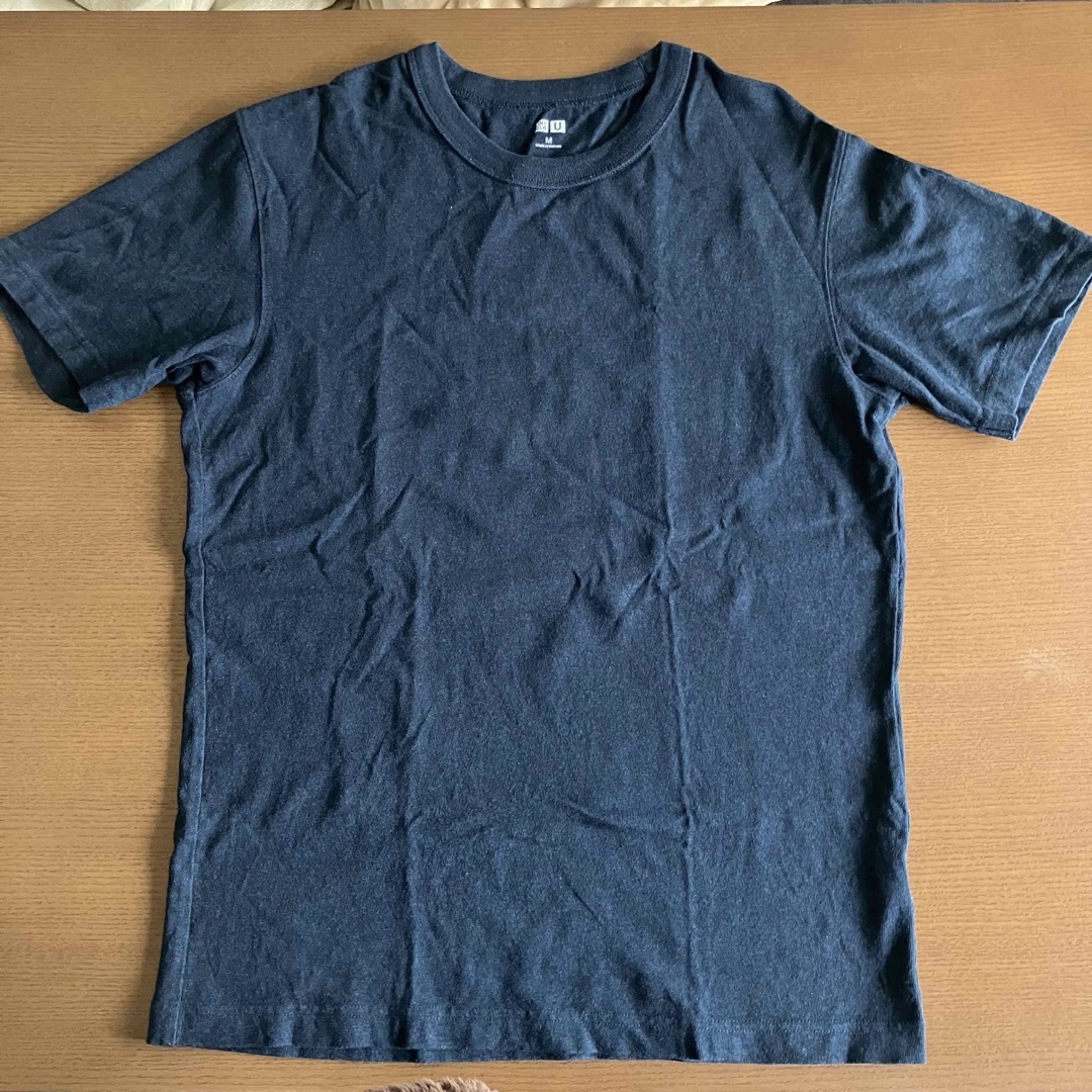 UNIQLO(ユニクロ)のUNIQLO ユニクロ　ネイビー　Tシャツ　M レディースのトップス(Tシャツ(半袖/袖なし))の商品写真