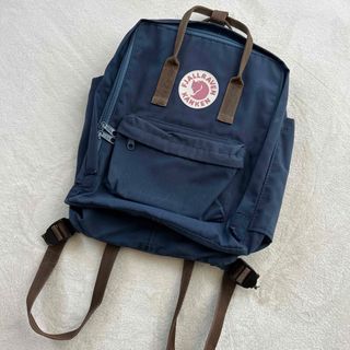 フェールラーベンカンケン(FJALLRAVEN KANKEN)のフェールラーベン　カンケン　リュック　ネイビー(リュック/バックパック)