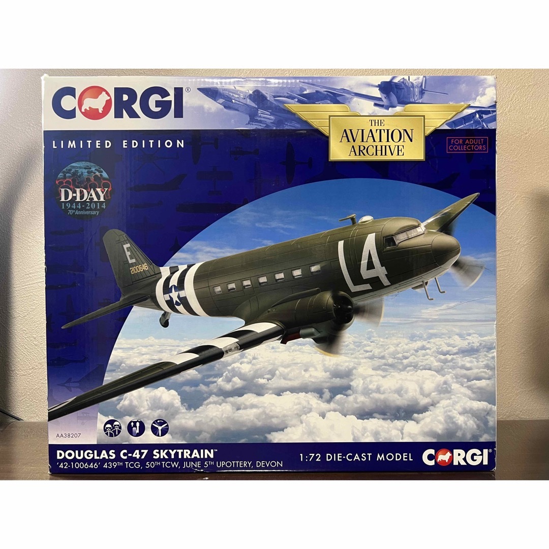 CORGI(コーギ)のcorgi コーギー　1/72 C-47 アメリカ陸軍航空軍 エンタメ/ホビーのおもちゃ/ぬいぐるみ(模型/プラモデル)の商品写真