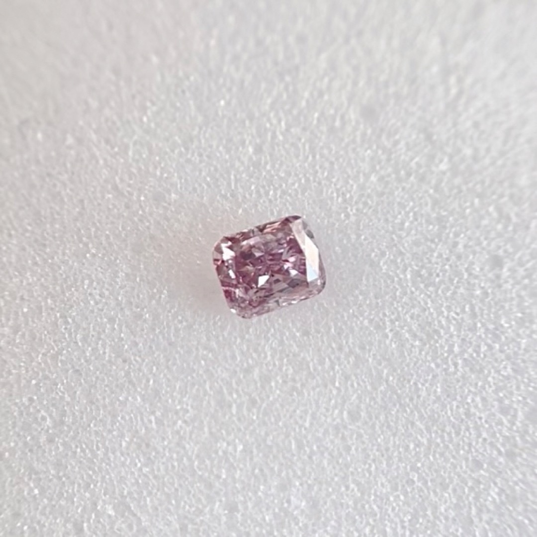 0.075ct 天然ピンクダイヤモンド FANCY PURPLISH PINKの通販 by 111's ...