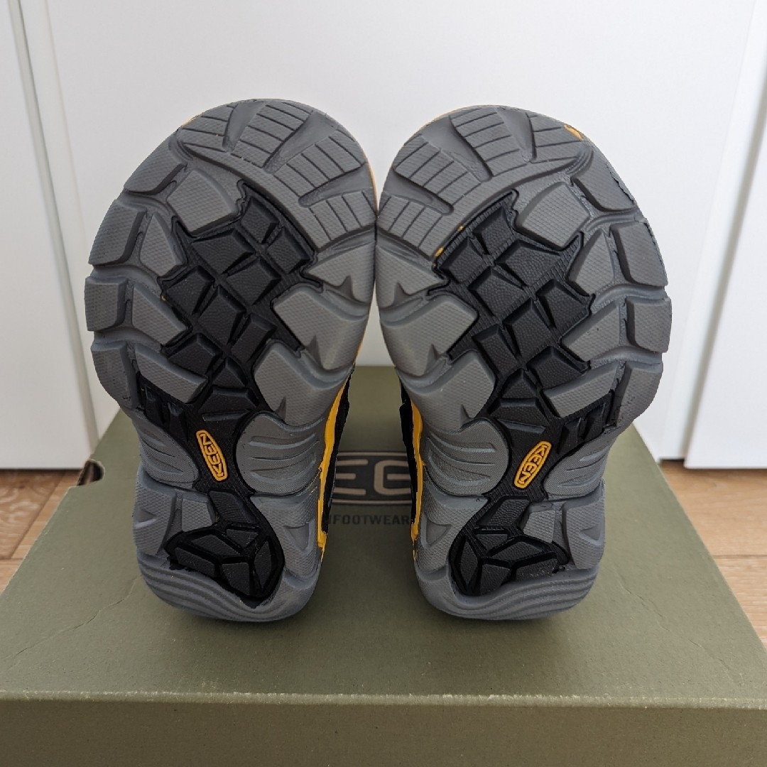 KEEN(キーン)のKEEN キーン　キッズブーツ　16cm キッズ/ベビー/マタニティのキッズ靴/シューズ(15cm~)(ブーツ)の商品写真