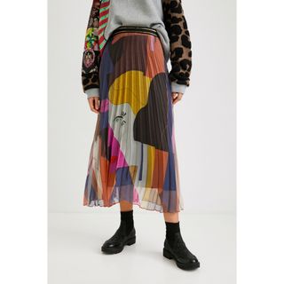 デシグアル(DESIGUAL)の新品✨タグ付き♪定価17,900円　デシグアル　　華やかプリーツスカート (ロングスカート)