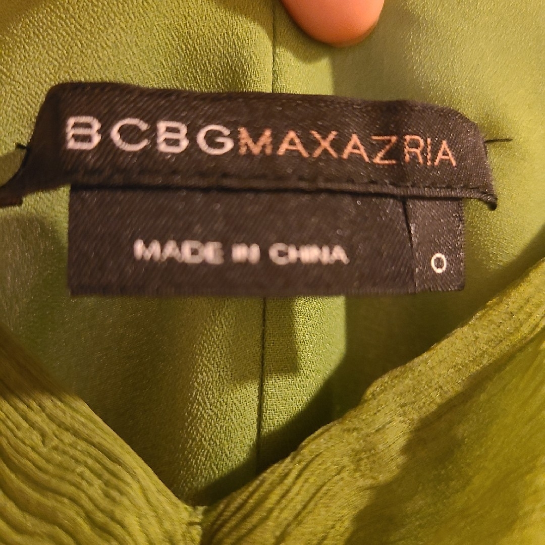 BCBGMAXAZRIA(ビーシービージーマックスアズリア)のBCBG シルク ワンピース レディースのフォーマル/ドレス(ミディアムドレス)の商品写真