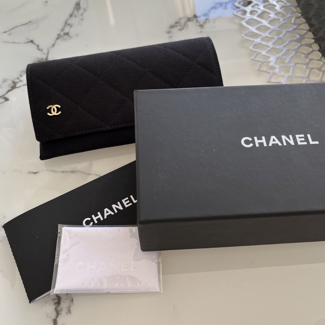 CHANEL(シャネル)のCHANELサングラス レディースのファッション小物(サングラス/メガネ)の商品写真