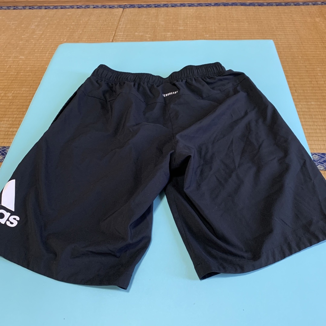 adidas(アディダス)のadidas ハーフパンツ メンズのパンツ(ショートパンツ)の商品写真