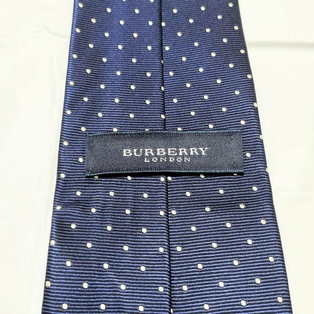 BURBERRY(バーバリー)のバーバリーロンドン ネクタイ シルク100% 光沢 ネイビー 日本製 ドット柄 メンズのファッション小物(ネクタイ)の商品写真