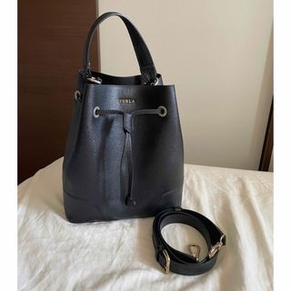 フルラ(Furla)のFURLA バケツショルダーバッグ(ハンドバッグ)