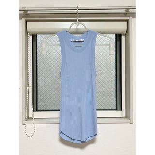 ザラ(ZARA)のZARA ザラ　ノースリーブ　リブ　ニット　トップス　水色　xs(カットソー(半袖/袖なし))