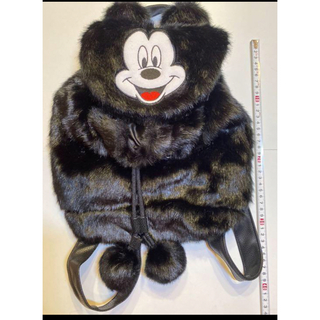 ディズニー(Disney)のレイジーオーフLAZYOAF☆黒ファーリュック☆ディズニーコラボ☆ミッキーマウス(リュック/バックパック)