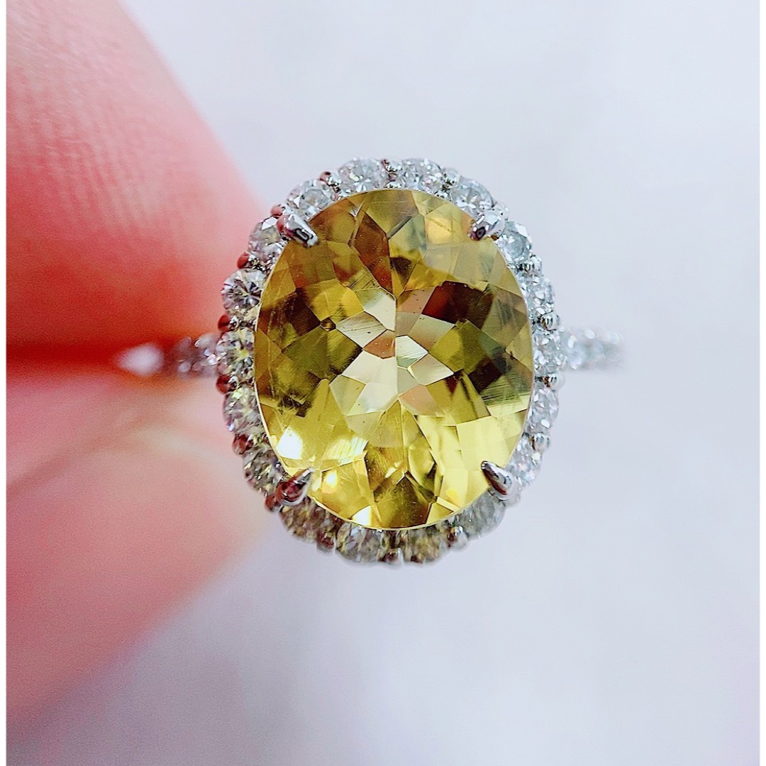 ★3.7ct★✨大粒イエローベリル0.75ctダイヤモンドプラチナリング指輪 レディースのアクセサリー(リング(指輪))の商品写真