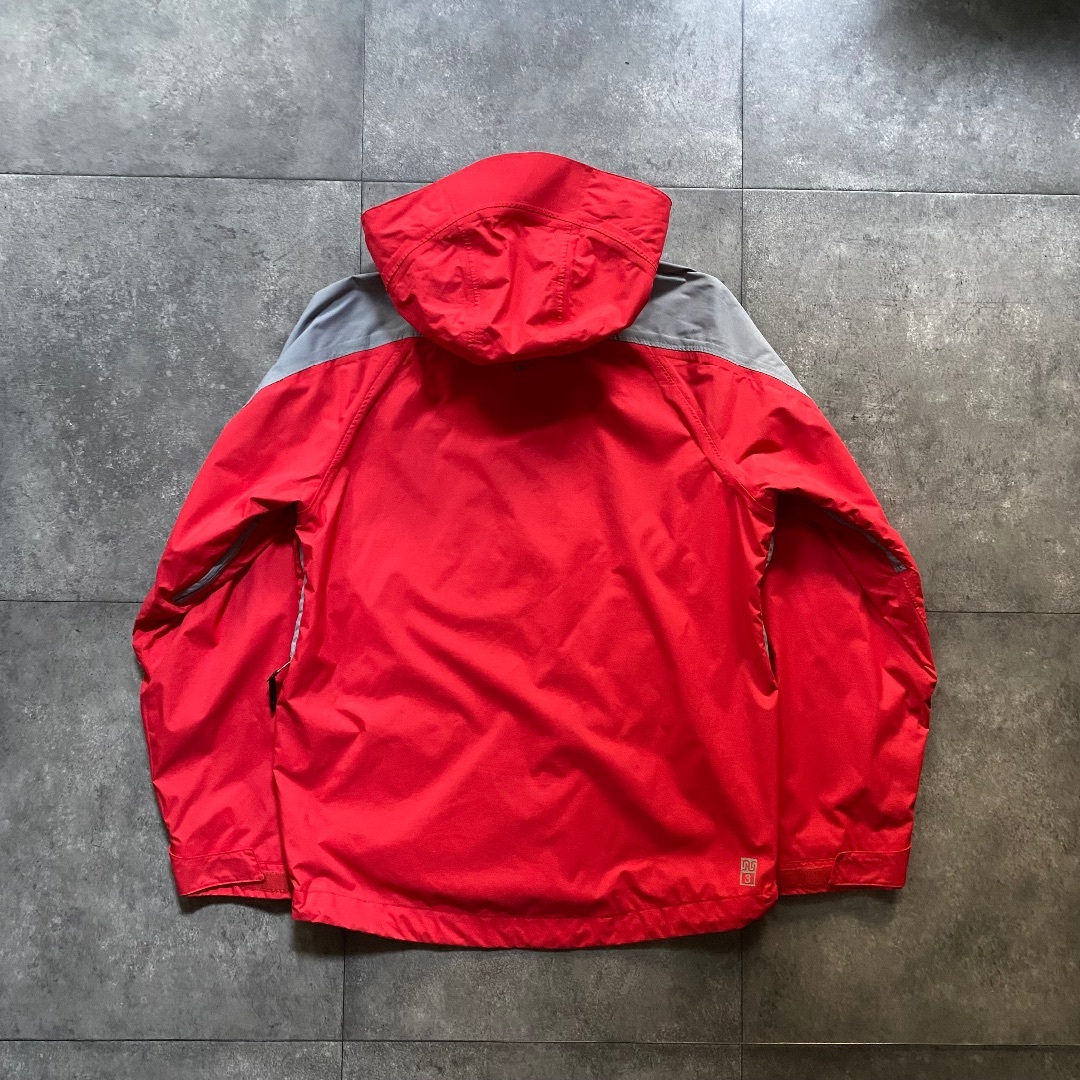 NIKE - NIKE ACG ナイキエーシージー アノラック/ナイロン NIKE - NIKE ACG ナイキエーシージー アノラック/ナイロン