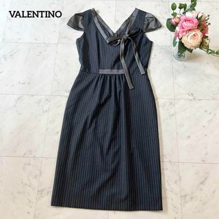 高級✨美品✨VALENTINO ワンピース 半袖 グレー 黒 リボン