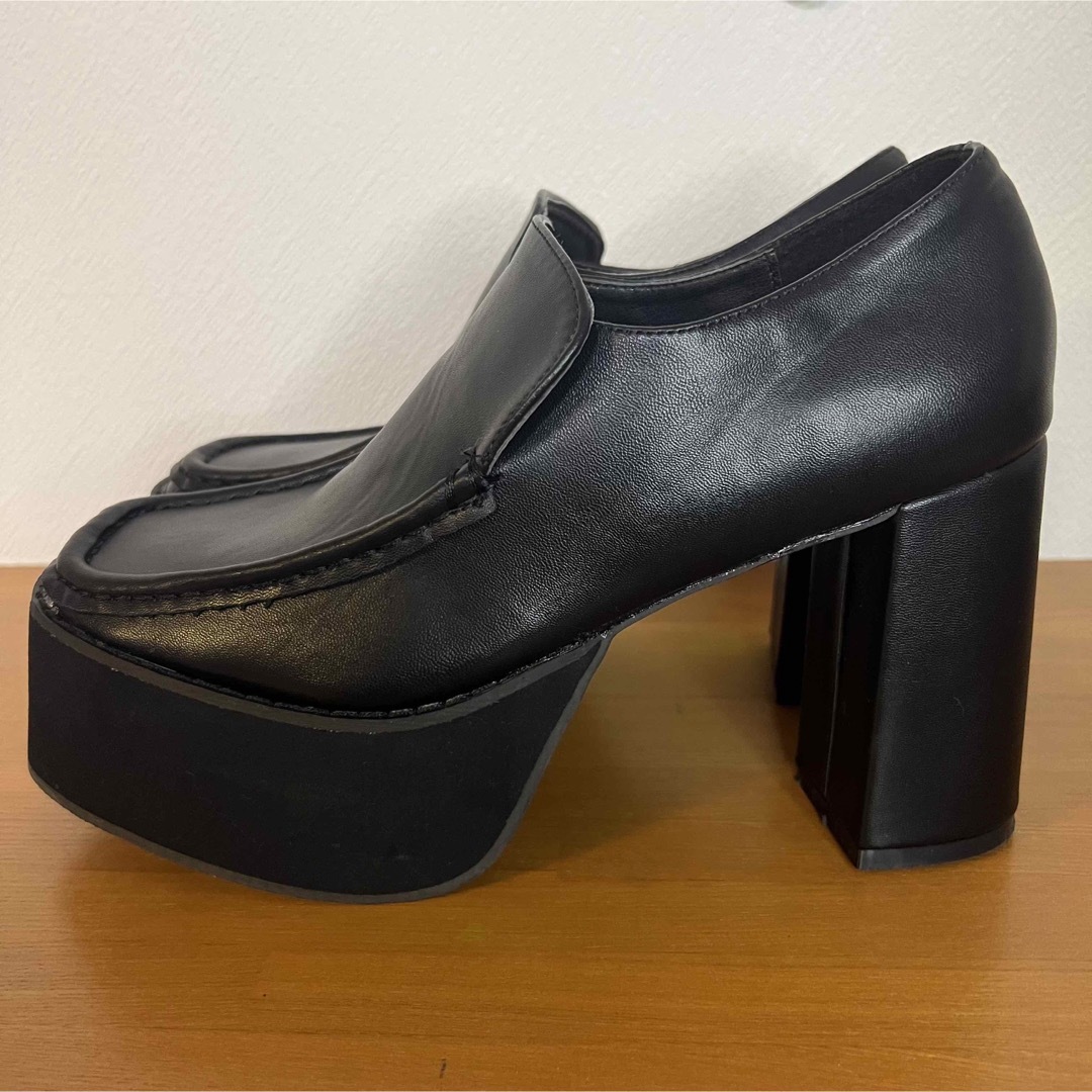 GRL(グレイル)のGRL 厚底ボリュームローファー レディースの靴/シューズ(ローファー/革靴)の商品写真