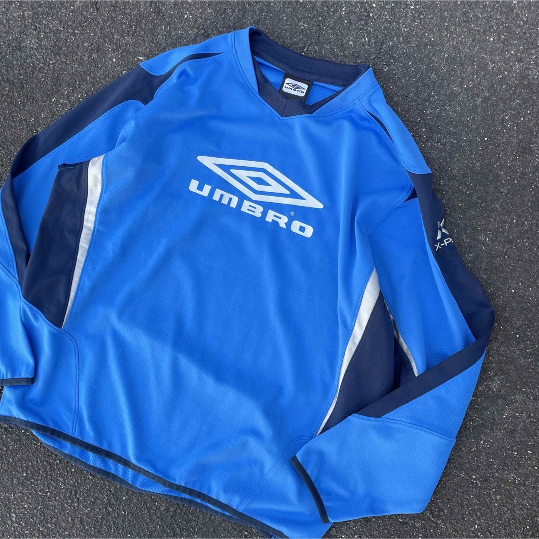 UMBRO(アンブロ)の【テック系アーカイブ】90's UMBRO ゲームシャツ　ビンテージ　Y2K メンズのトップス(Tシャツ/カットソー(七分/長袖))の商品写真