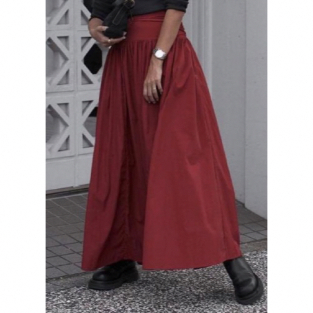 room306 CONTEMPORARY(ルームサンマルロクコンテンポラリー)のroom306 ナイロンスカート　フレアスカート レディースのスカート(ロングスカート)の商品写真
