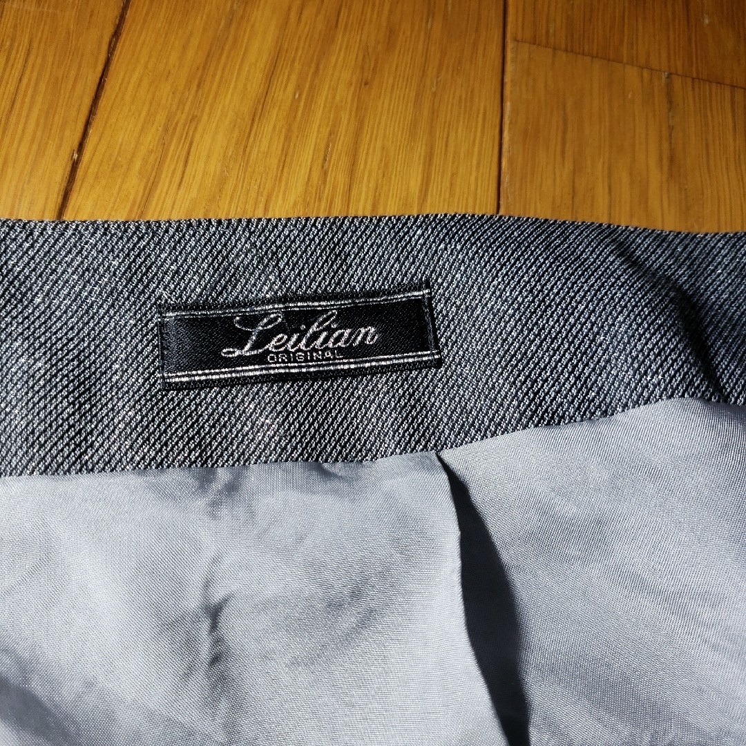 leilian(レリアン)の❇レリアン/Leilian❇タックフレアスカート11号ラメ入り/ポケット付き レディースのスカート(ひざ丈スカート)の商品写真