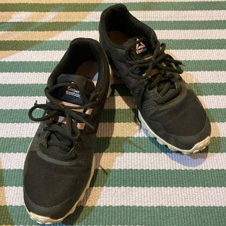 リーボック(Reebok)の【Reebok】スニーカー　ブラック　24.5cm(スニーカー)