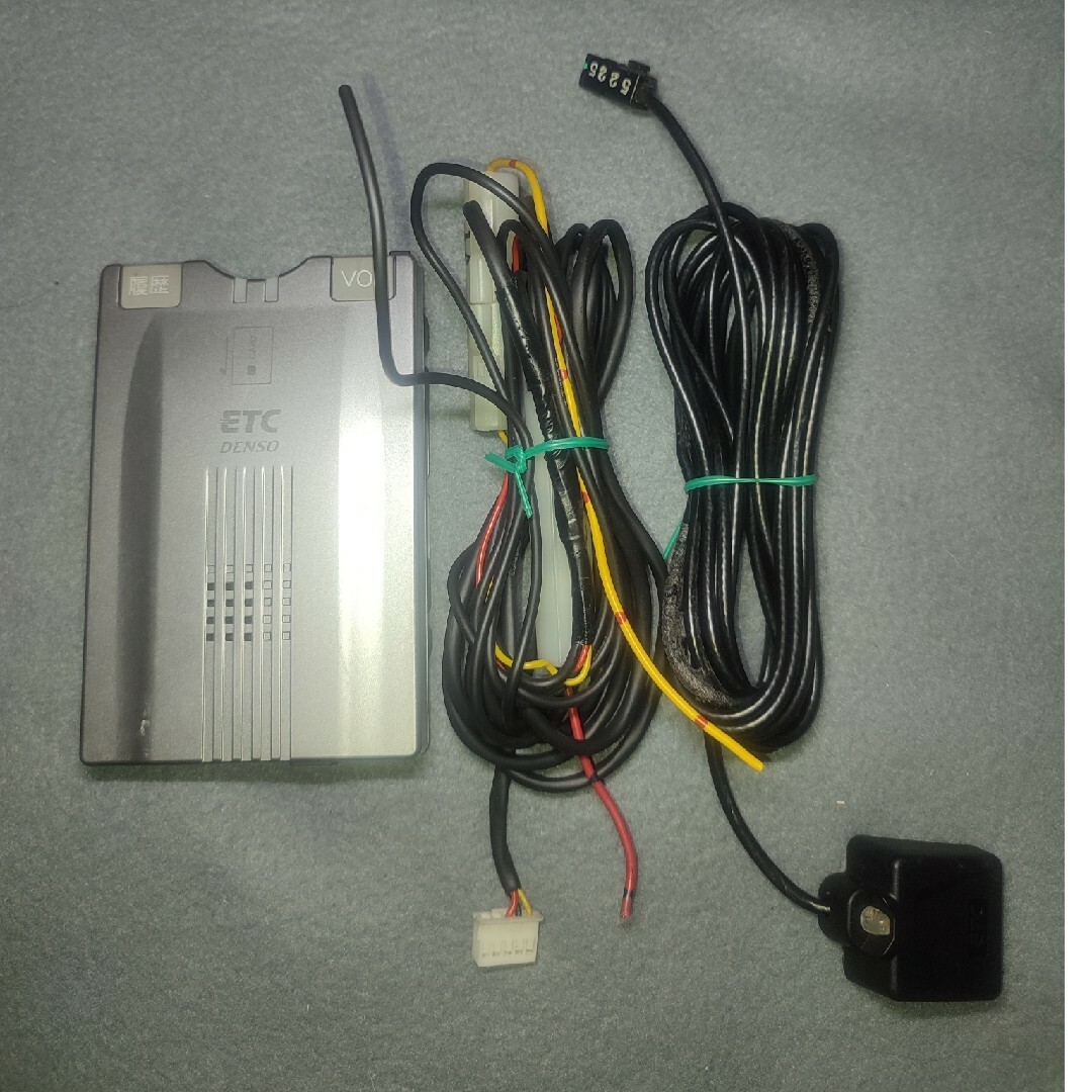 DENSO - デンソーアンテナ分離型 ETC DIU−3900 新スプリアス DENSO - デンソーアンテナ分離型 ETC DIU−3900 新スプリアス