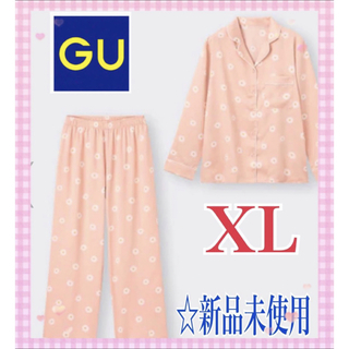 ジーユー(GU)の【XLサイズ】☆GU サテンパジャマ☆長袖☆新品未使用(パジャマ)
