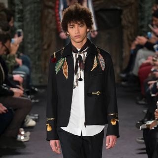 VALENTINO UOMO レザージャケット ブルゾン ジップアップ M 黒