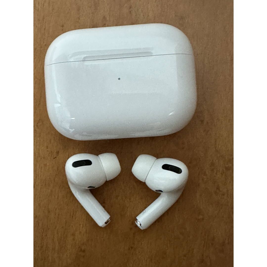 AirPods Pro(エアポッツプロ) 第1世代 充電ケース のみ 純正品2 - イヤホン