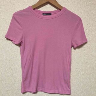 ザラ(ZARA)のZARA Tシャツ(Tシャツ(半袖/袖なし))