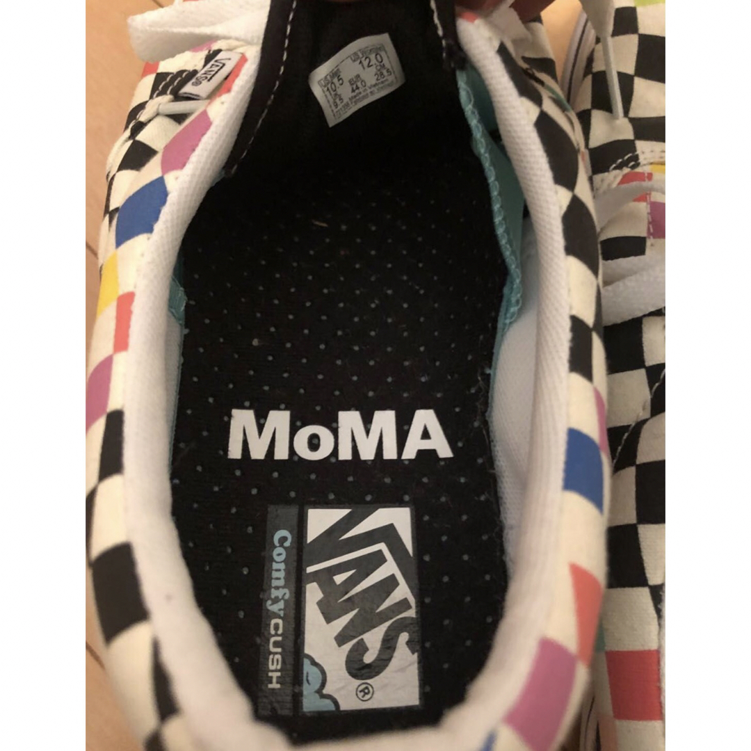 VANS(ヴァンズ)のVANS and MoMA コンフィクッシュ　エラ 28.5cm ERA モマ メンズの靴/シューズ(スニーカー)の商品写真