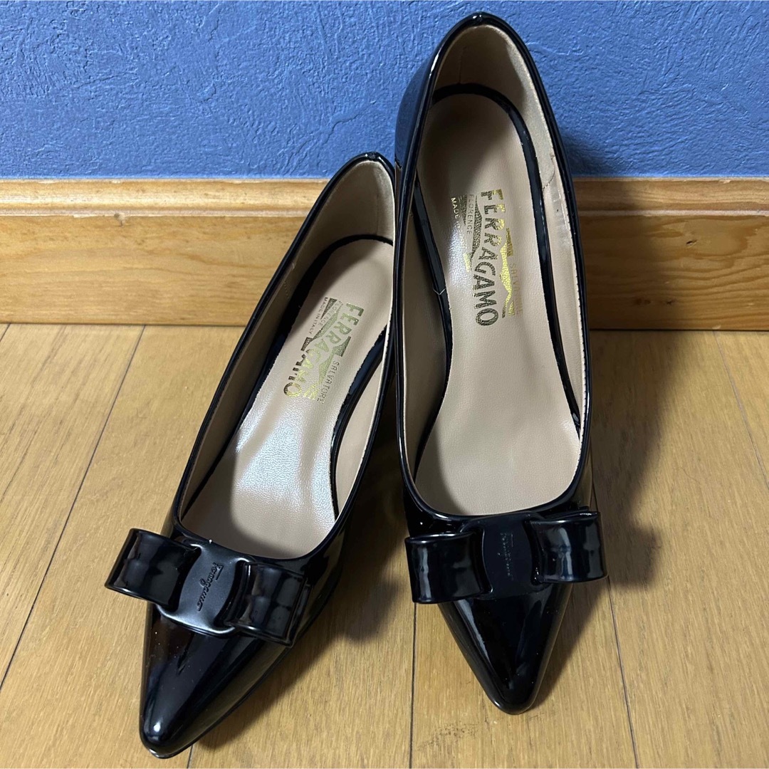 Ferragamo　パンプス　オールレザー