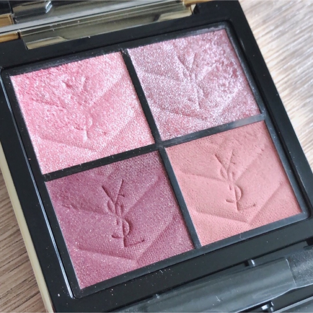 Yves Saint Laurent Beaute   イヴ・サンローラン クチュールミニ