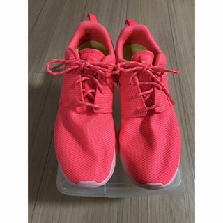 ナイキ(NIKE)のNIKEランニングシューズ24㎝(シューズ)