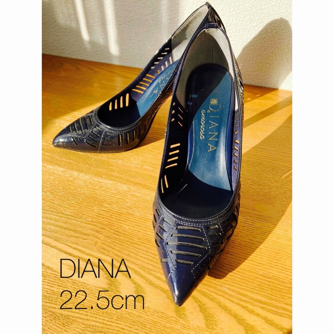 DIANA  パンプス 24.0cm エナメル ネイビー