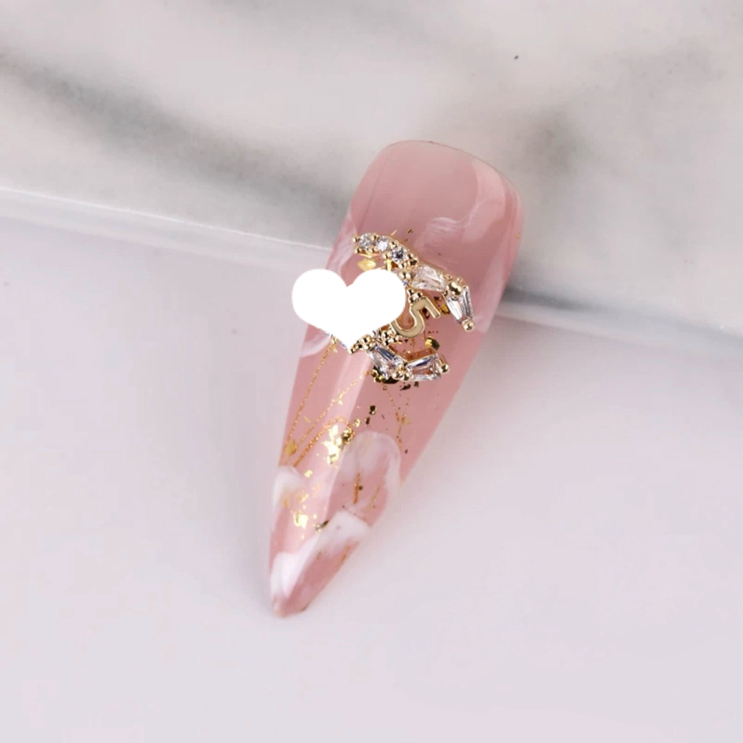 ネイルパーツ コスメ/美容のネイル(デコパーツ)の商品写真