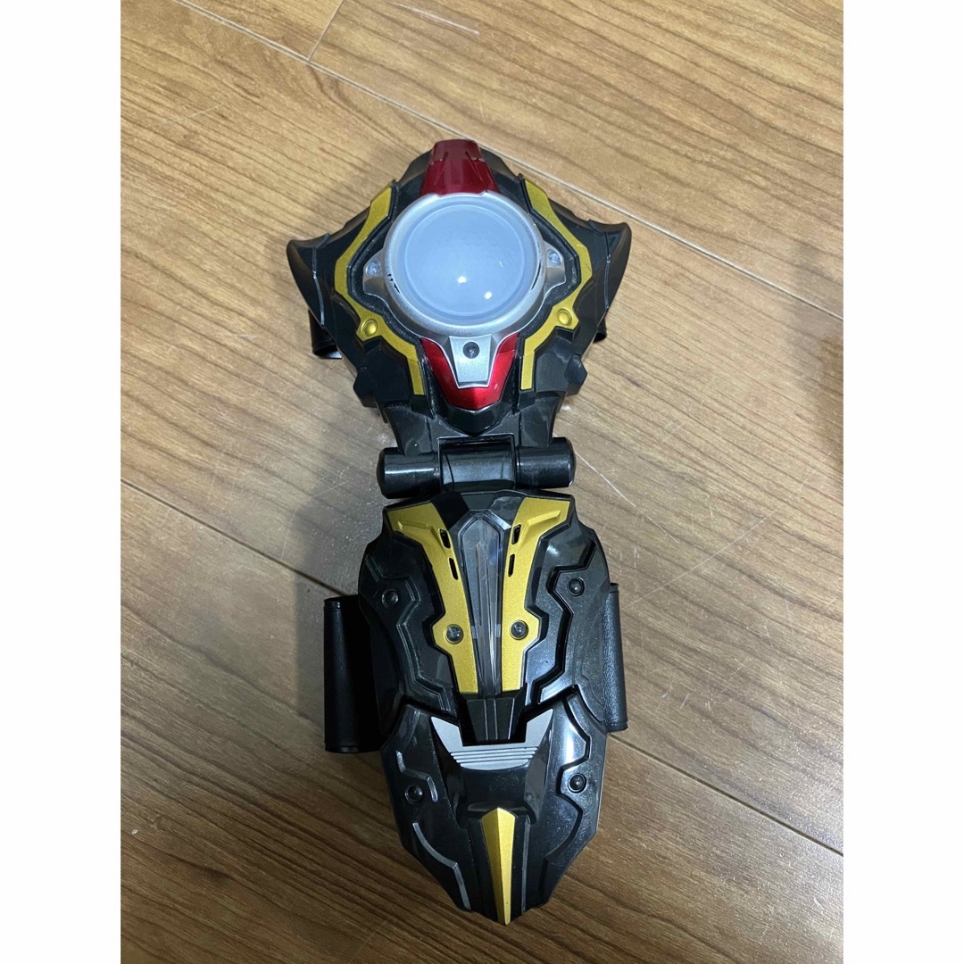 BANDAI(バンダイ)のウルトラマンタイガ 変身アイテムセット　なりきり　 エンタメ/ホビーのおもちゃ/ぬいぐるみ(キャラクターグッズ)の商品写真