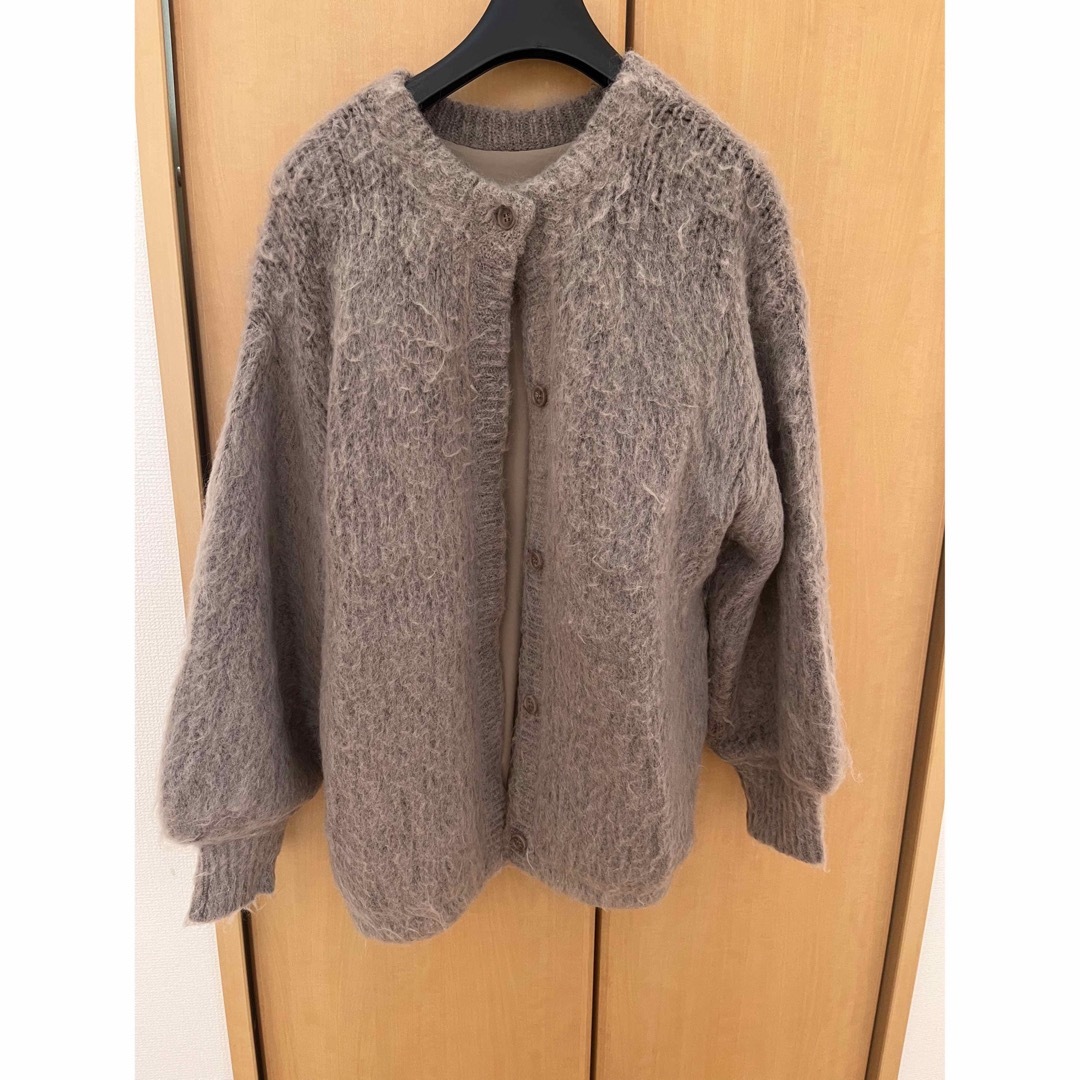 Ameri VINTAGE(アメリヴィンテージ)のAMERI 2WAY MOHAIR SHAGGY KNIT レディースのトップス(カーディガン)の商品写真