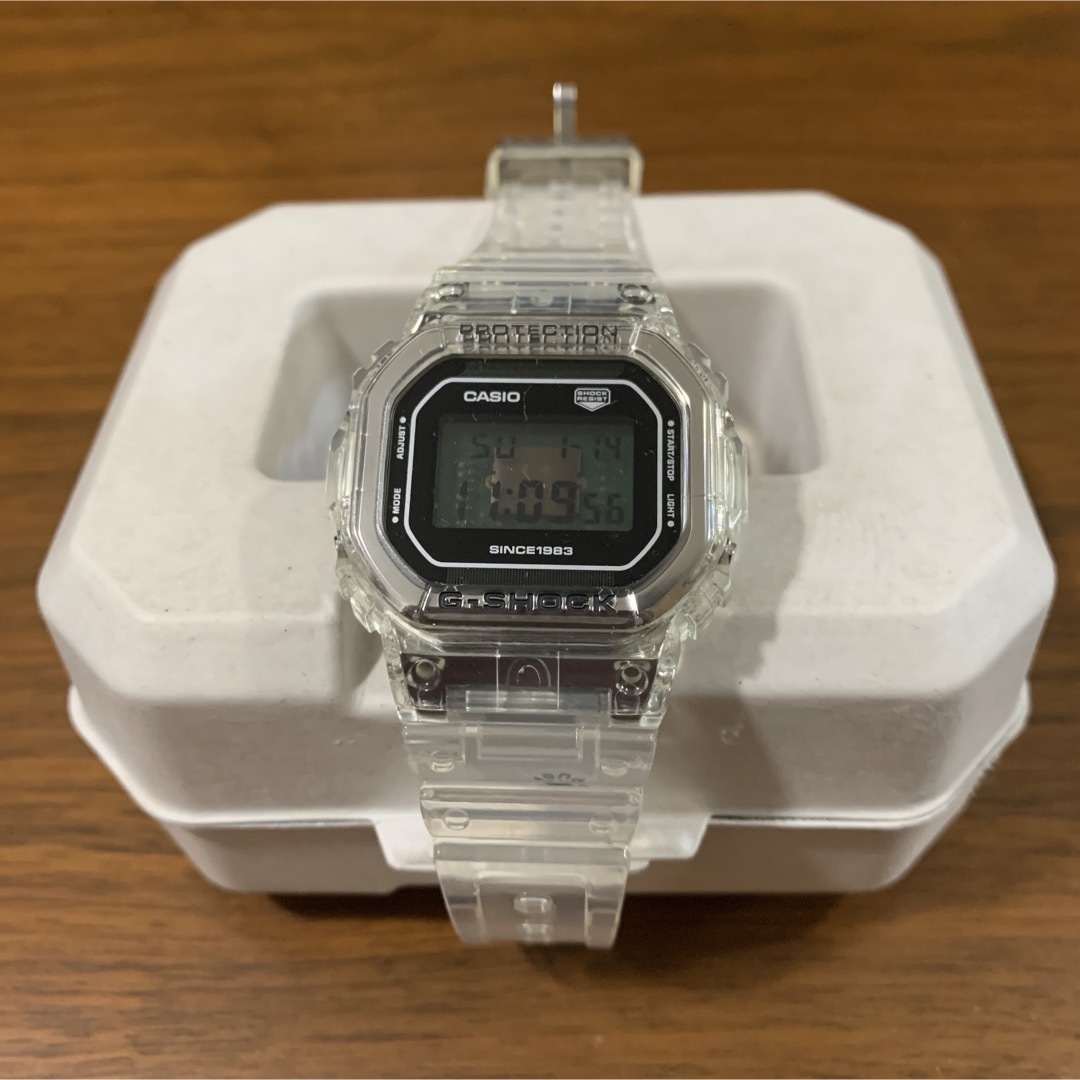 直販 G-SHOCK 40th Anniversary DW-5040RX-7JR | www.artfive.co.jp