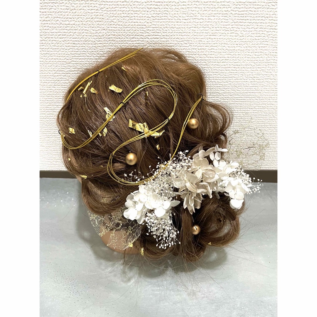 髪飾り 成人式  胡蝶蘭  和装飾り 振袖 卒業式　紐アレンジ レディースのヘアアクセサリー(ヘアピン)の商品写真